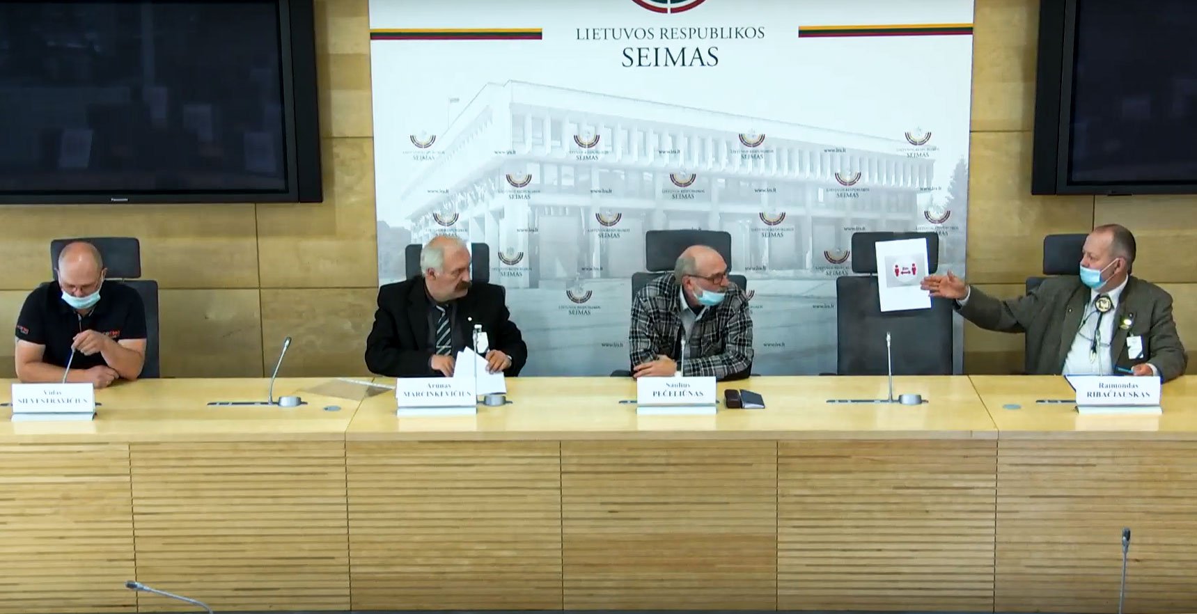 Spaudos konferencija dėl švino šaudmenų draudimo